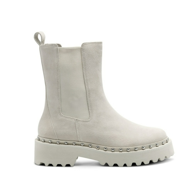 Vince Camuto milky white boots size 9.5 - Picture 3 of 4